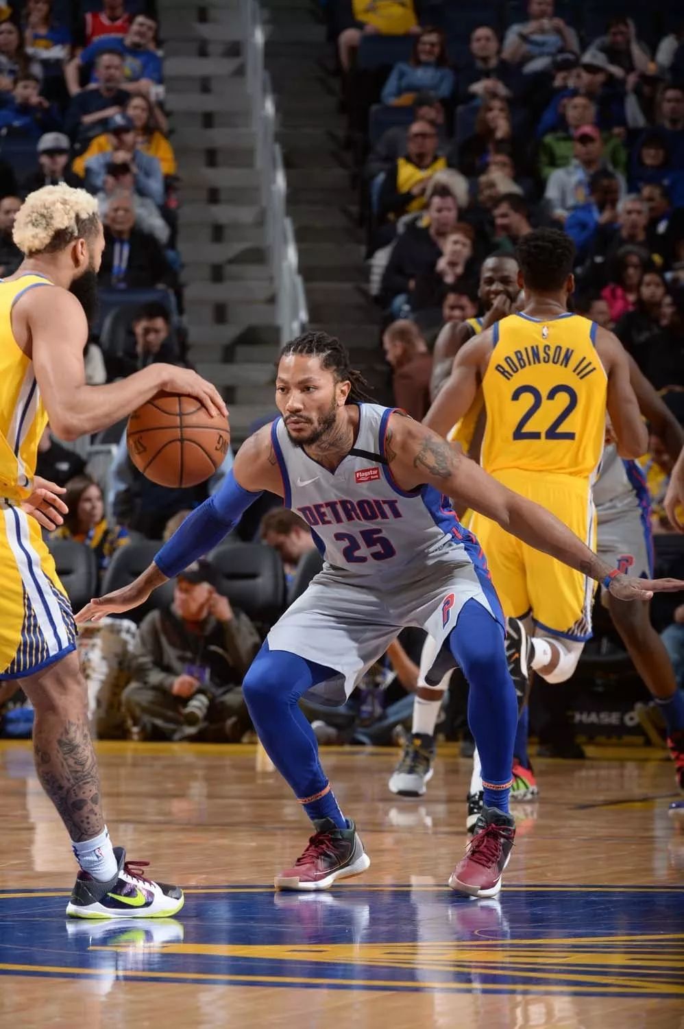 三角配合切